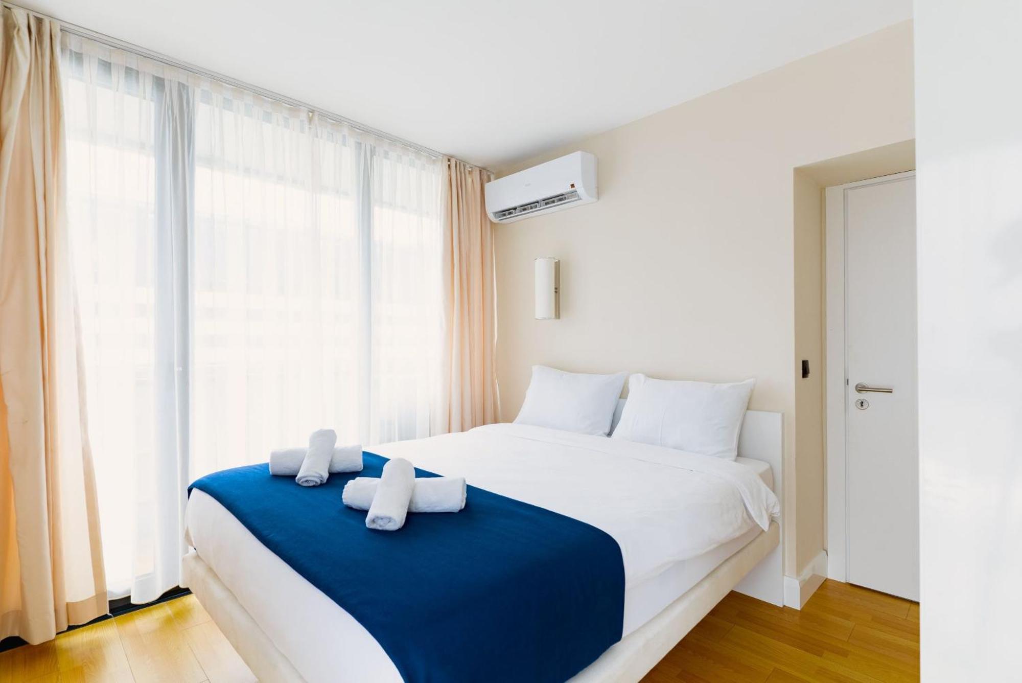 Orbi City Hotel With Sea View Batoemi Buitenkant foto